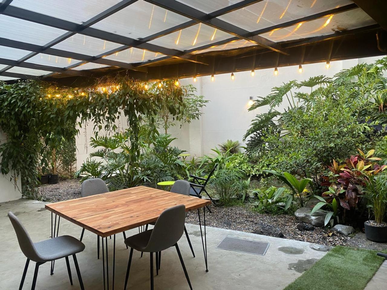 Casa Mosaiko Primer Parque Laureles Μεντεγίν Εξωτερικό φωτογραφία